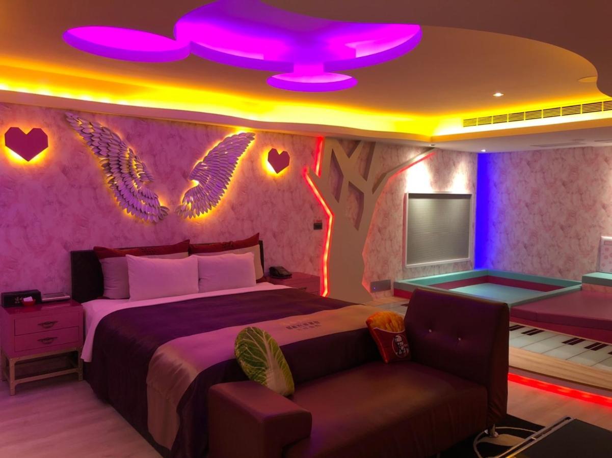 Yosemite Motel - Taiyuan Branch Taichung Esterno foto