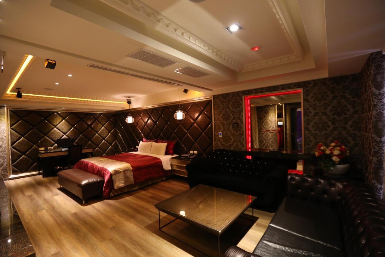 Yosemite Motel - Taiyuan Branch Taichung Esterno foto